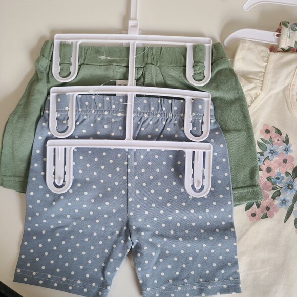 Girls 4-Piece Floral & Polka Dot Outfit Sets Tops Skort & Shorts  Size 24M - Picture 5 of 9